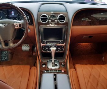 Bentley Continental Flying Spur 2014 - Bán xe Bentley Continental Flying Spur sản xuất 2014 màu đen, xe nhập lướt chưa đăng ký