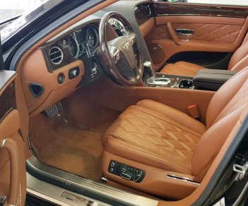 Bentley Continental Flying Spur 2014 - Bán xe Bentley Continental Flying Spur sản xuất 2014 màu đen, xe nhập lướt chưa đăng ký