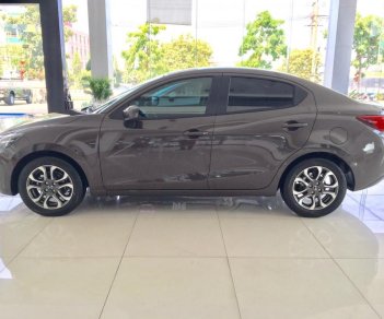 Mazda 2 2018 - Cần bán Mazda 2 2018, hỗ trợ vay 90% - có xe giao ngay. Liên hệ 0938 907 088 Toàn Mazda