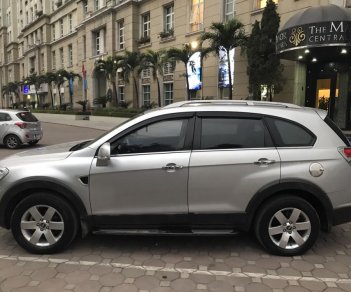 Chevrolet Captiva LT 2009 - Bán Chevrolet Captiva LT màu bạc đời 2009, chính chủ, máy dầu