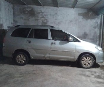 Toyota Innova 2010 - Bán Toyota Innova đời 2010, màu bạc, nhập khẩu