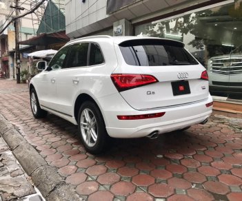 Audi Q5 2016 - Cần bán xe Audi Q5 model 2017, màu trắng, nhập khẩu Mỹ xe mới