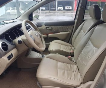 Nissan Grand livina 1.8MT  2012 - Bán xe Nissan Grand Livina đời 2012, nhập khẩu số sàn