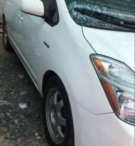 Toyota Prius 2008 - Bán Toyota Prius 2008, màu trắng, nhập khẩu  