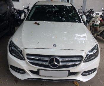 Mercedes-Benz C200 2015 - Bán xe Mercedes C200 đời 2015, màu trắng, nhập khẩu, chính chủ