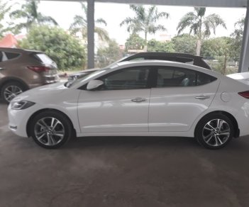 Hyundai Elantra 1.6AT  2018 - Hyundai Giải Phóng- Bán Elantra 1.6AT 2018 có cân bằng điện tử ESC. Giá tốt giao xe ngay