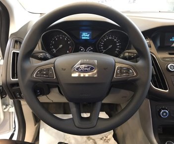 Ford Focus Trend 2018 - Hà Nội Ford, Ford Focus 2018 chỉ 575 triệu, tặng bảo hiểm thân vỏ,phụ kiện full theo xe. LH ngay: 0934.696.466