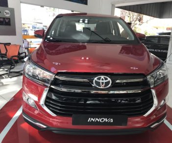 Toyota Innova G Venturer 2018 - Bán ô tô Toyota Innova G Venturer năm sản xuất 2018, màu đỏ, giá tốt