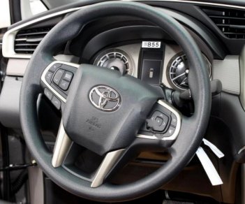 Toyota Innova 2.0G 2018 - Bán xe Toyota Innova 2.0G 2018, màu xám