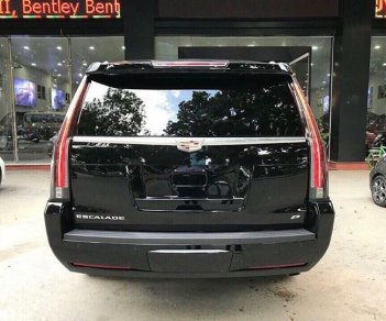 Cadillac Escalade ESV Platium 2016 - Bán Cadillac Escalade Platium sản xuất năm 2016 full option chạy 2 vạn 7km