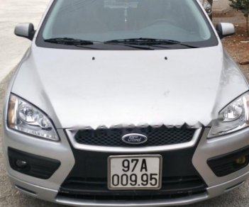 Ford Focus S 2.0 AT 2006 - Bán xe Ford Focus sản xuất năm 2006, màu bạc, 275 triệu