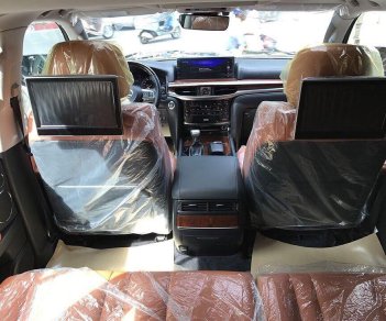 Lexus LX 2016 - Bán xe Lexus LX 570 5.7 AT sản xuất 2016, màu đen, xe nhập Trung Đông, chạy 2 vạn