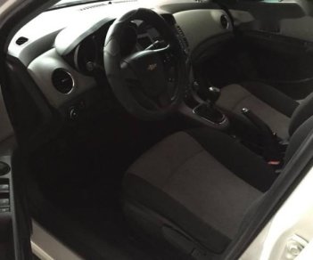 Chevrolet Cruze LS 2015 - Bán Chevrolet Cruze LS 2015, màu trắng như mới