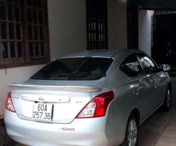 Nissan Sunny 2015 - Cần bán Nissan Sunny đời 2015, màu bạc