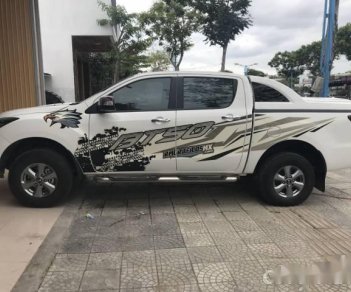 Mazda BT 50   2017 - Bán Mazda BT 50 đời 2017, màu trắng số sàn, 599 triệu