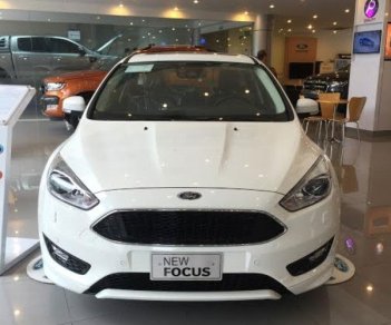 Ford Focus 2018 - Bán Focus bản full giá lăn bánh