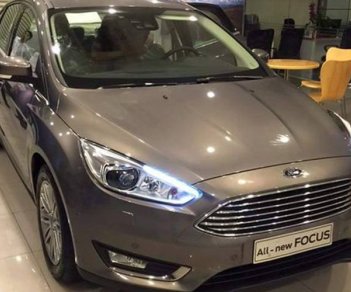 Ford Focus 1.5L AT EcoBoost 2018 - Bán xe Ford Focus 1.5L AT EcoBoost đời 2018 (xe cao cấp). Giá xe chưa giảm, liên hệ để nhận giá xe rẻ nhất: 093.114.2545