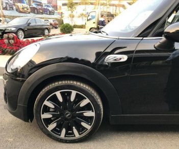 Mini Cooper S 2017 - Bán xe Mini Cooper S năm sản xuất 2017, màu đen, xe nhập