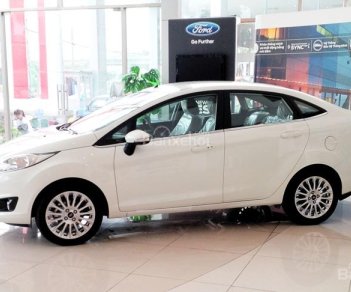 Ford Fiesta 1.5 titanium 2018 - Bán Ford Fiesta 1.5 titanium 2018, màu trắng