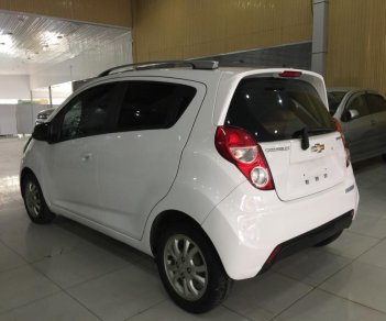 Chevrolet Spark LTZ 2013 - Cần bán Chevrolet Spark LTZ 2013, màu trắng