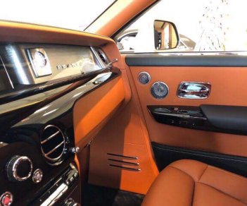 Rolls-Royce Phantom  8 2018 - Bán ô tô Rolls-Royce Phantom Phantom 8 2018, màu bạc nhập khẩu nguyên chiếc