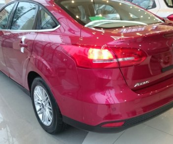 Ford Focus Titanium 2018 - Bán xe Ford Focus Titanium 2018, liên hệ để nhận giá tốt nhất