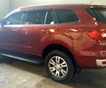 Ford Everest AT 2016 - Bán xe Ford Everest 2016 AT, 1 tỷ 093tr, 18.000km, BH đến 5/2019, xe chạy lướt không lỗi