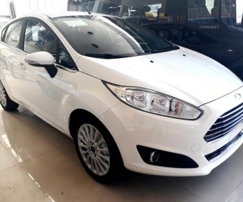 Ford Fiesta 1.5 AT Sport 2018 - Bán Ford Fiesta Sport 1.5 năm sản xuất 2018, màu trắng