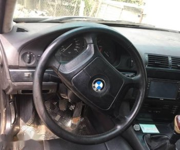 BMW 5 Series  528i   1997 - Bán BMW 5 Series 528i sản xuất 1997, màu đen, nhập khẩu  