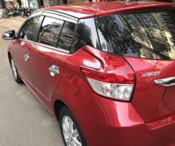 Toyota Yaris 2014 - Cần bán xe Toyota Yaris sản xuất 2014, màu đỏ