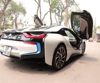 BMW VT340 2014 - Bán BMW i8 bản full 2015, màu trắng, nhập khẩu