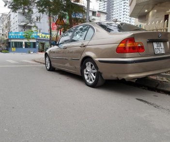 BMW 3 Series 318i 2003 - Cần bán xe BMW 3 Series 318i 2003, màu vàng, 220tr