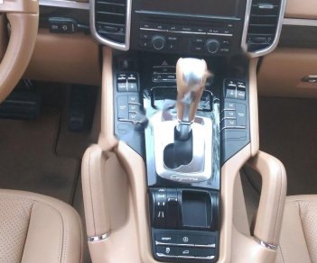 Porsche Cayenne 3.6 V6 2011 - Bán Porsche Cayenne 3.6 V6 năm sản xuất 2011, màu trắng, nhập khẩu nguyên chiếc, chính chủ