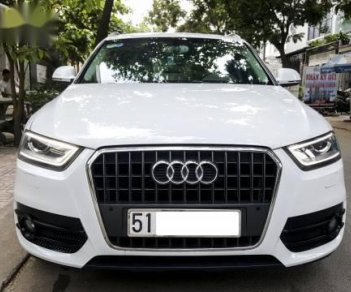 Audi Q3 2.0L Quattro    2014 - Bán Audi Q3 2.0L Quattro năm 2014, màu trắng, nhập khẩu