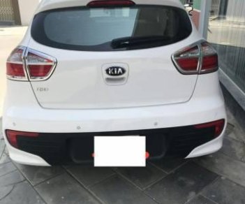 Kia Rio 2015 - Bán xe Kia Rio đời 2015, màu trắng xe gia đình, 490 triệu