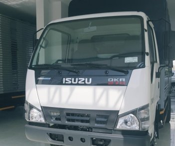 Isuzu QKR 77F 2018 - Cần bán Isuzu QKR 77F đời 2018, màu trắng 