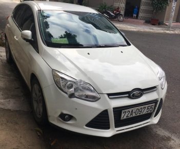 Ford Focus 1.6 2014 - Bán Ford Focus 1.6 năm 2014, màu trắng, giá chỉ 520 triệu