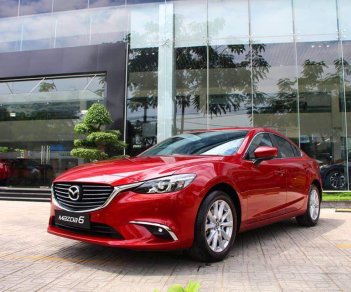 Mazda 6 Premium 2018 - Bán xe Mazda 6 2.0 2018, đủ màu, có xe giao ngay. Hỗ trợ vay 90% lãi suất chỉ từ 6.9%/năm, Lh 0938 907 088 Toàn Mazda