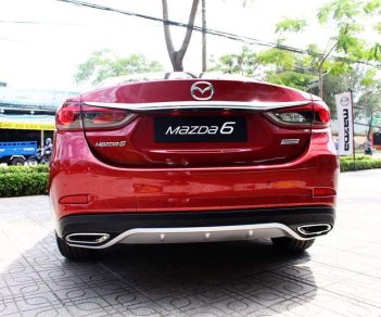 Mazda 6 Premium 2018 - Bán xe Mazda 6 2.0 2018, đủ màu, có xe giao ngay. Hỗ trợ vay 90% lãi suất chỉ từ 6.9%/năm, Lh 0938 907 088 Toàn Mazda