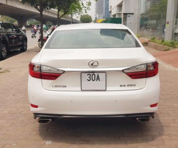 Lexus ES 250 2016 - Bán Lexus ES250 màu trắng, sản xuất năm 2016, đăng ký 5/2016