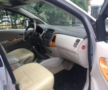 Toyota Innova 2.0G  2011 - Bán xe Toyota Innova 2.0G đời 2011, màu bạc chính chủ, 428tr