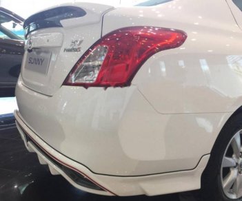 Nissan Sunny XV Premium S 2017 - Bán Nissan Sunny XV Premium S 2017, màu trắng