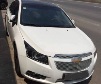 Chevrolet Cruze LTZ 2015 - Bán Chevrolet Cruze LTZ đời 2015, màu trắng  