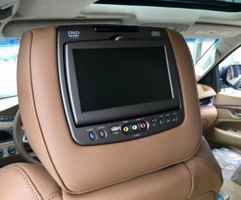 Cadillac Escalade Platinum 2016 - Cần bán Cadillac Escalade Platinum, màu đen, nhập khẩu nguyên chiếc, đã qua sử dụng giá tốt