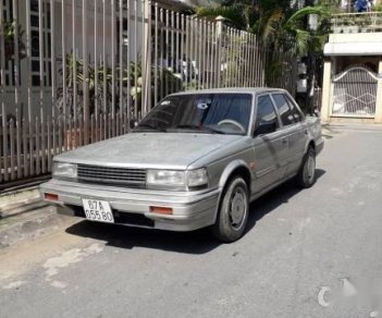 Nissan Bluebird 1989 - Cần bán lại xe Nissan Bluebird đời 1989, màu bạc