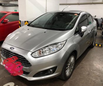 Ford Fiesta 2016 - Cần bán gấp Ford Fiesta sản xuất năm 2016, màu bạc, nhập khẩu, giá 470tr