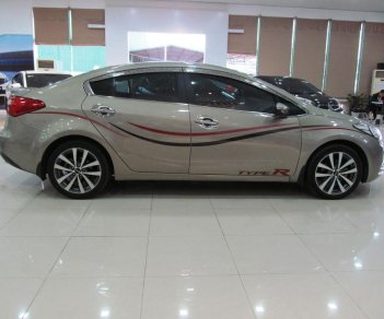 Kia K3 1.6MT 2015 - Cần bán Kia K3 1.6MT năm sản xuất 2015, màu trắng giá cạnh tranh