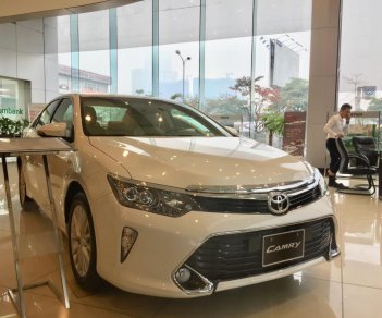 Toyota Camry  2.0E 2018 - Toyota Mỹ Đình giảm giá cực sốc Camry 2.0E 2018 mua xe chỉ với 180tr tặng BHVC, khuyến mại gói full phụ kiện 30tr