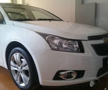 Chevrolet Cruze  LTZ  2015 - Bán Chevrolet Cruze LTZ 2015, màu trắng số tự động, giá 508tr