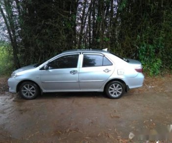 Toyota Vios 2007 - Bán Toyota Vios sản xuất năm 2007, màu bạc xe gia đình, giá tốt